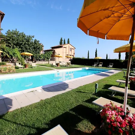 With Swimming Pool, Private Terrace Overlooking Pool * Castiglione del Lago