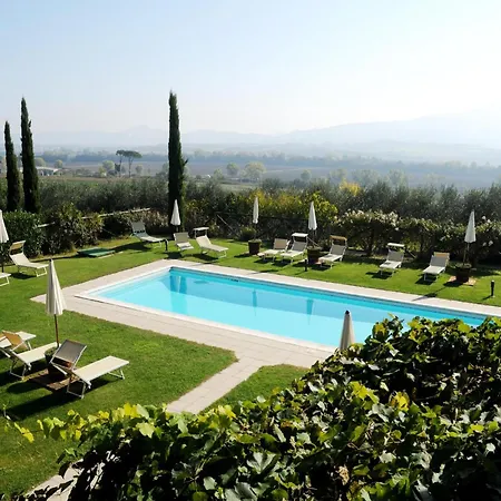 Holiday home With Swimming Pool, Private Terrace Overlooking Pool *
